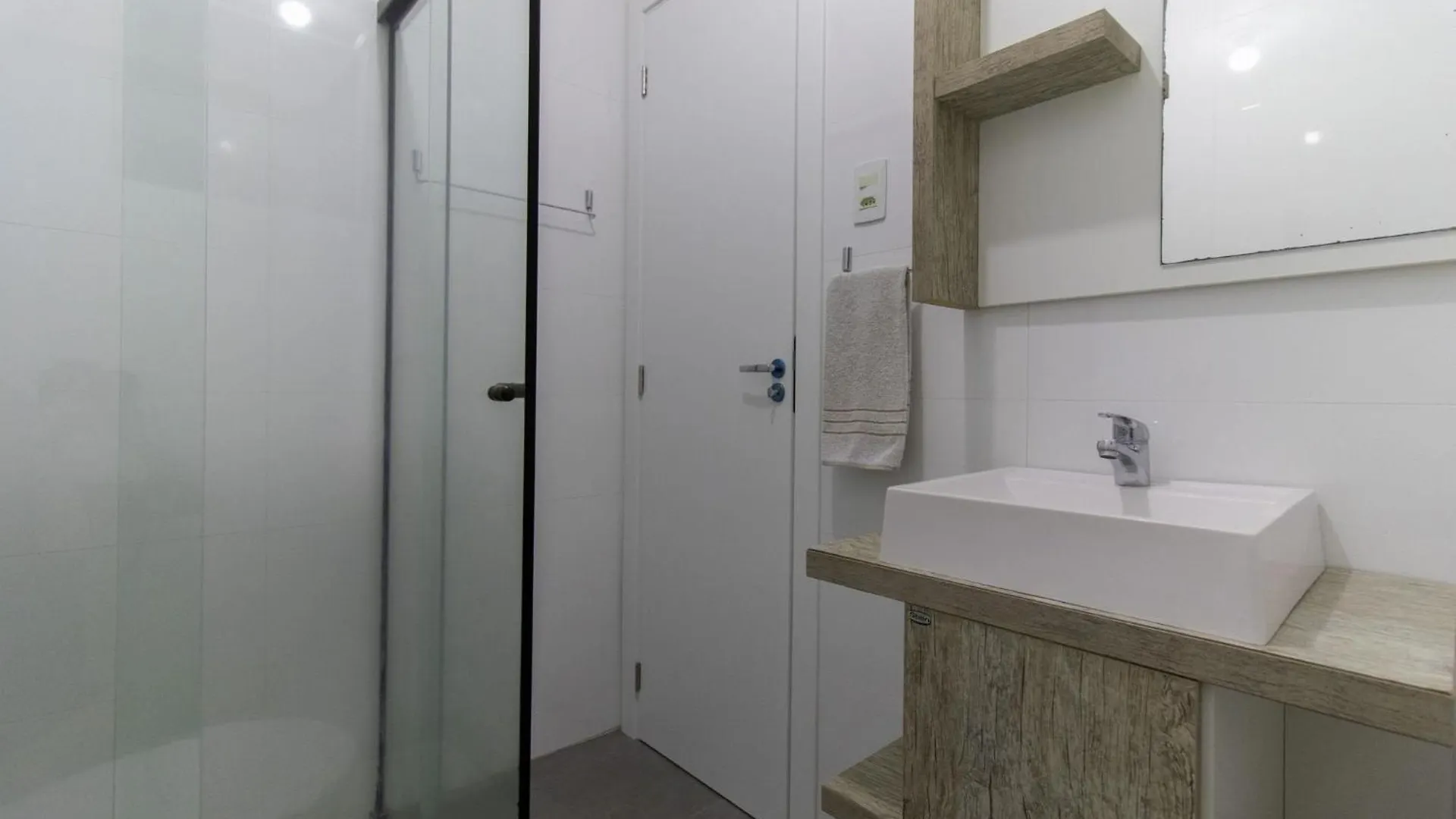Mtey83 - 1 Dorm, Av. Brasil, Climatizado, Garagem Lejlighed Balneário Camboriú 0*,