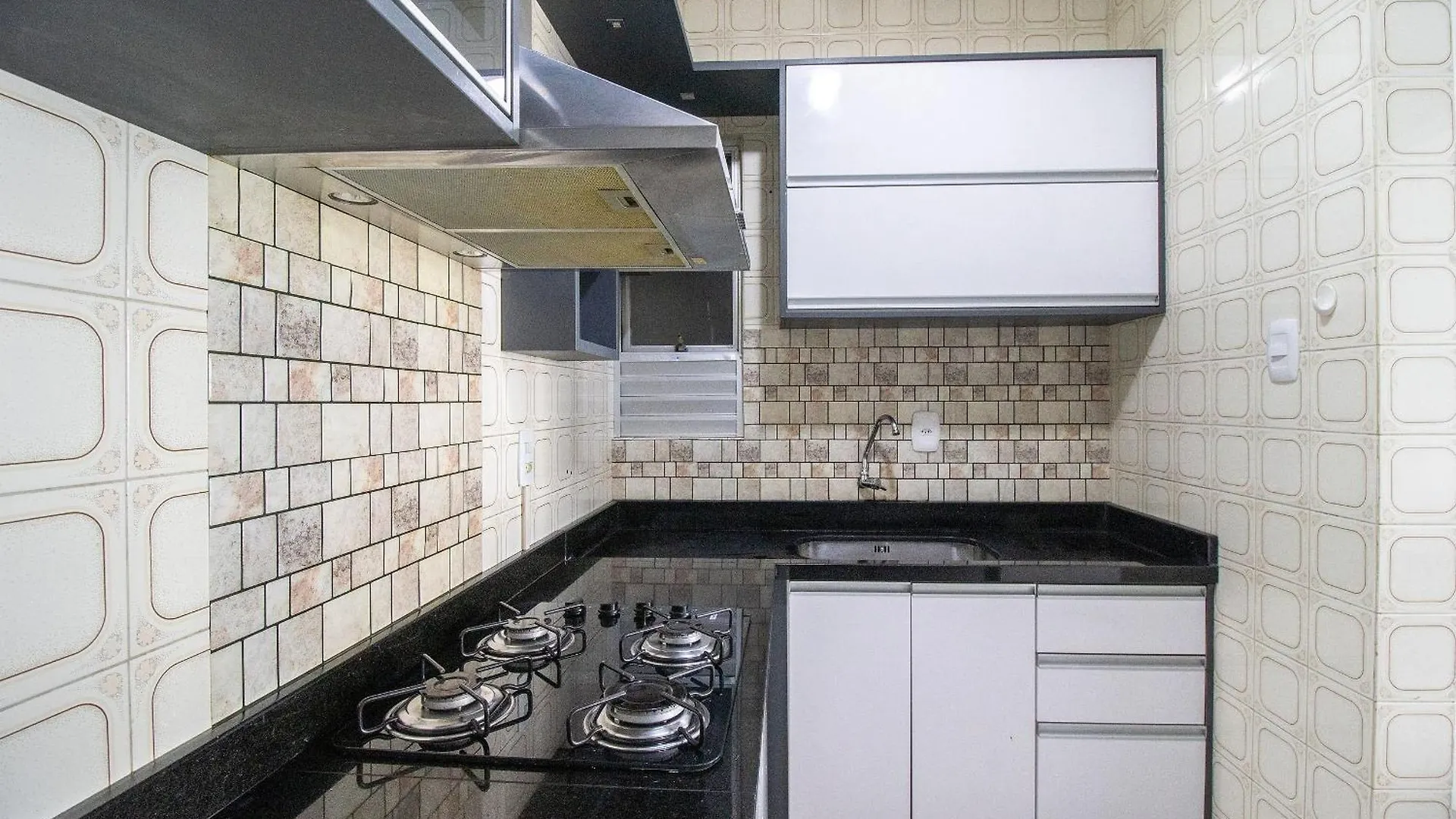 Mtey83 - 1 Dorm, Av. Brasil, Climatizado, Garagem Lejlighed Balneário Camboriú